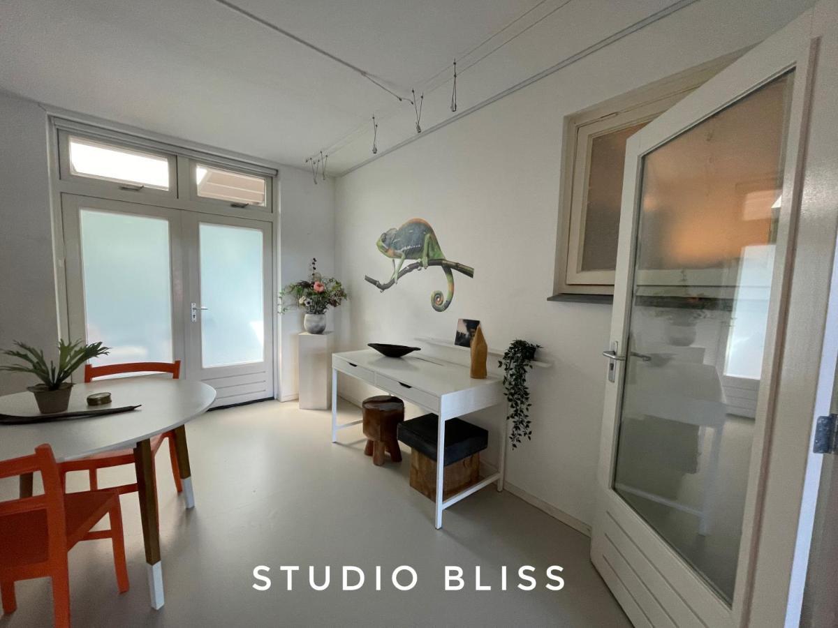 Studio Bliss Bed & Breakfast Oud-Gastel Exterior photo